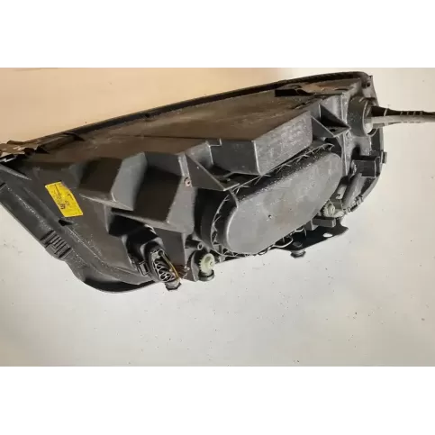0301182611 фара передняя Seat Alhambra (Mk1) 2003