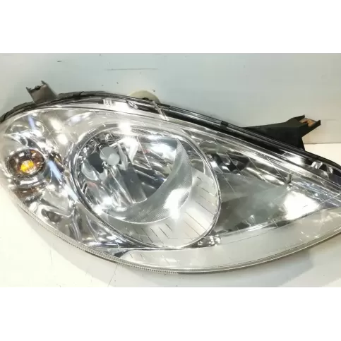 0301197202 фара передняя Mercedes-Benz A W169 2006