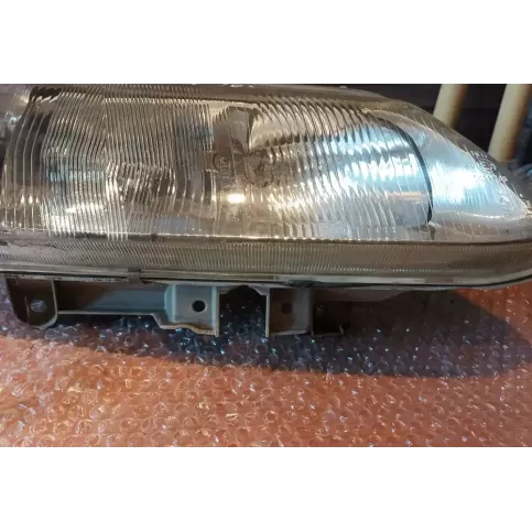 0492705 фара передняя Renault Espace III 2000