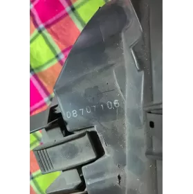 08707106 фара передняя Mazda 626 1988