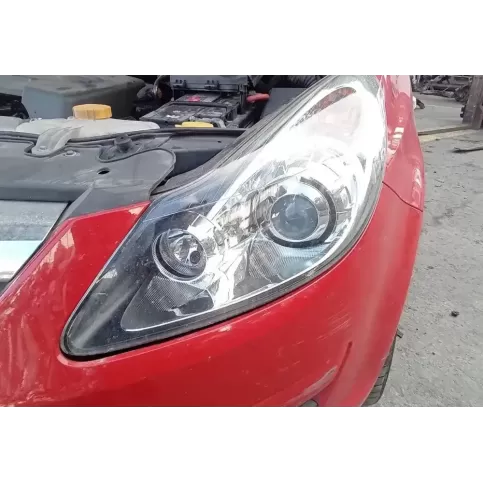 13186385EK фара передняя Opel Corsa D 2010