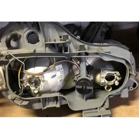 14555700 фара передняя Mercedes-Benz E W210 1997