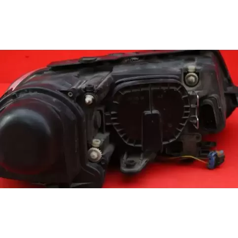 154563-00L фара передняя Volkswagen PASSAT B5.5 2001