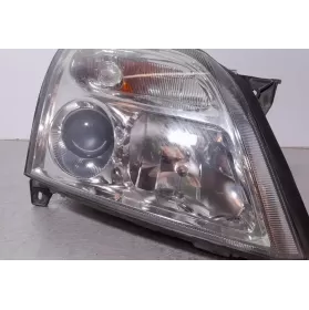 15588801 фара передняя Opel Vectra C 2002