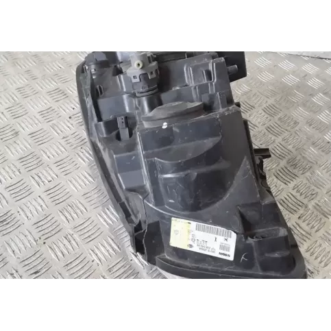 1LF23804204 фара передняя Nissan Qashqai 2007