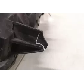 206253B фара передняя Toyota Avensis T220 2001