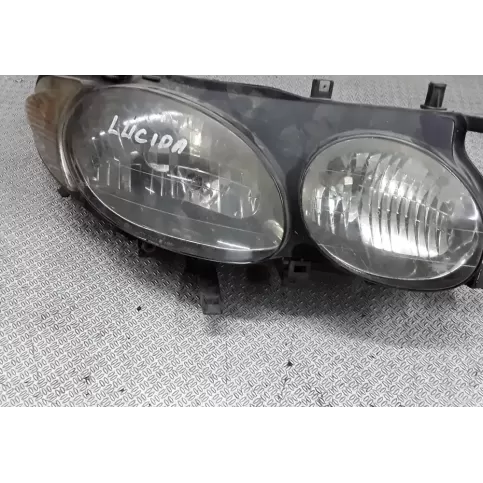 28105HCRF4 фара передня Toyota Previa (XR10, XR20) I 1998