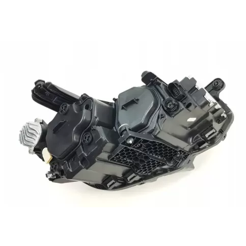 3G0998479 фара передняя Volkswagen PASSAT B8 2020