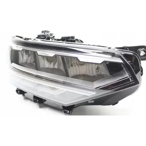 3G1941774H фара передня Volkswagen PASSAT B8 2019