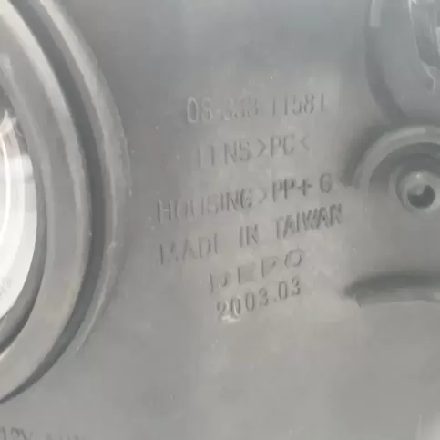 4780011AC фара передня Chrysler 300M 2000