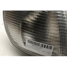 4A0953050D фара передня Audi A6 S6 C4 4A 1994
