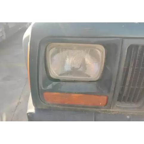 55054832 фара передняя Jeep Grand Cherokee 1991