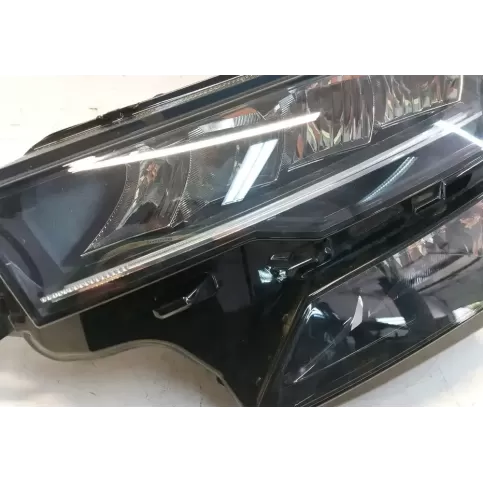 57C941009 фара передняя Skoda Karoq 2022
