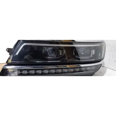 5NB941081E фара передня Volkswagen Tiguan 2017