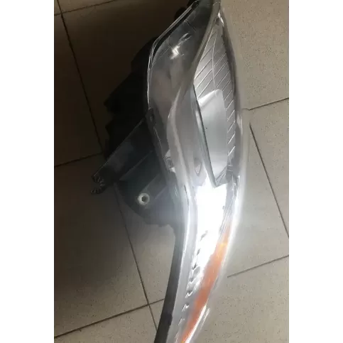7S7113W029EF фара передняя Ford Mondeo MK IV 2009