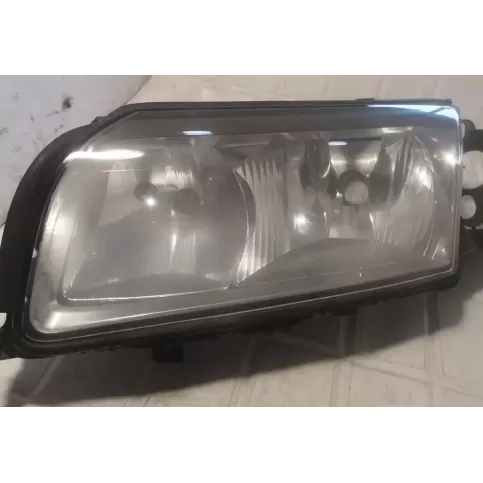 8600470 фара передняя Volvo S80 2000