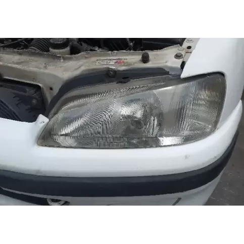 88202144 фара передня Peugeot 106 1996