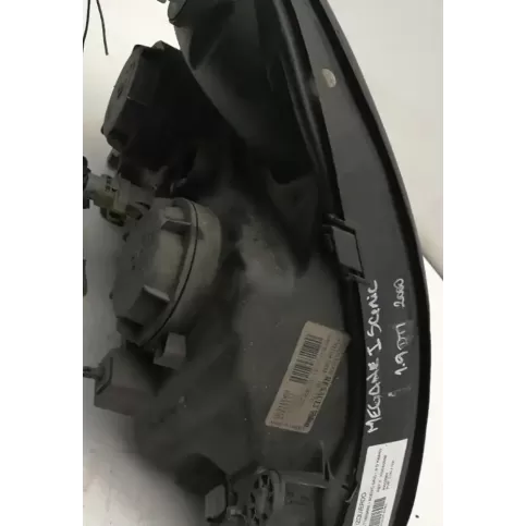 89002384 фара передняя Renault Scenic I 1997
