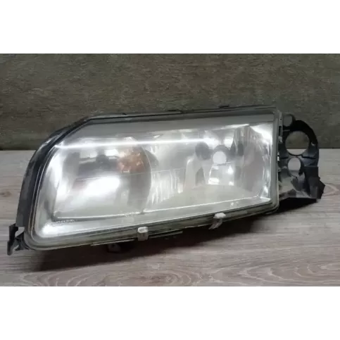 89006404 фара передняя Volvo S80 2002