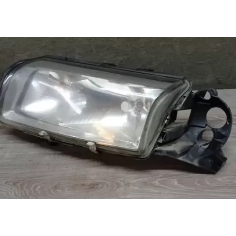 89006404 фара передняя Volvo S80 2002