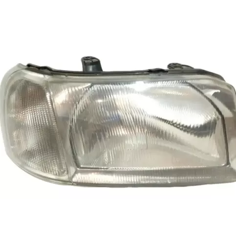 8902590 фара передняя Land Rover Freelander 2000
