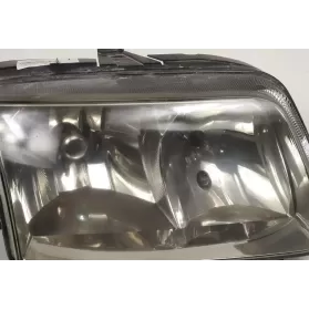 89302820 фара передняя Peugeot 106 1996