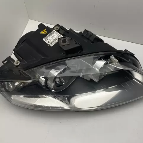 8E0941004BN фара передня Audi A4 S4 B7 8E 8H 2007