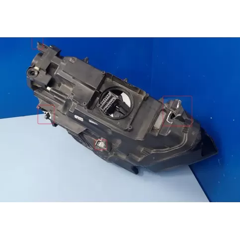 90108679 фара передняя Volkswagen PASSAT B8 2017