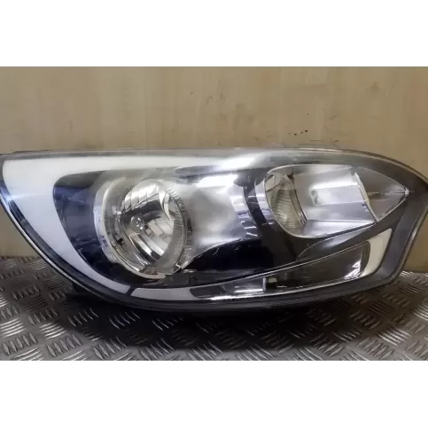 921021W фара передняя KIA Rio 2012