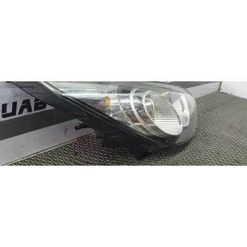 921022Y фара передняя Hyundai ix35 2010