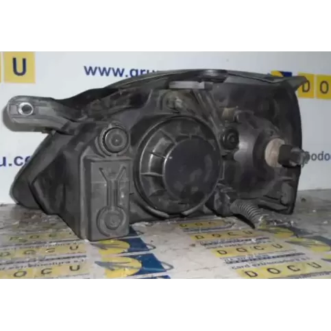 92102FD011 фара передня KIA Rio 2000