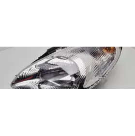9631500180 фара передняя Citroen Xsara Picasso 2003