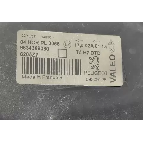 9634369080 фара передняя Peugeot 307 2002