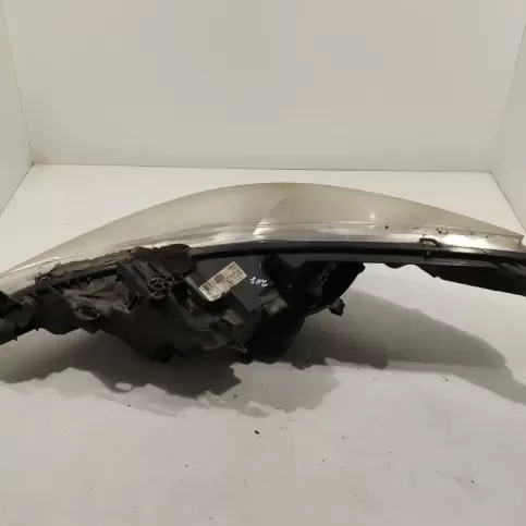 9649986190 фара передняя Peugeot 207 2007