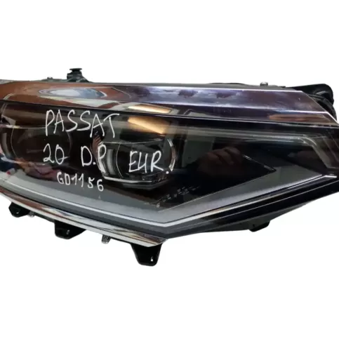 992941572C фара передняя Volkswagen PASSAT B8 2020
