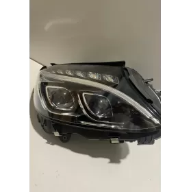 A2059063404 фара передняя Mercedes-Benz C W205 2017