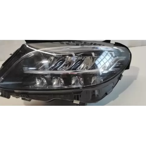 A2059065906 фара передняя Mercedes-Benz C W205 2019