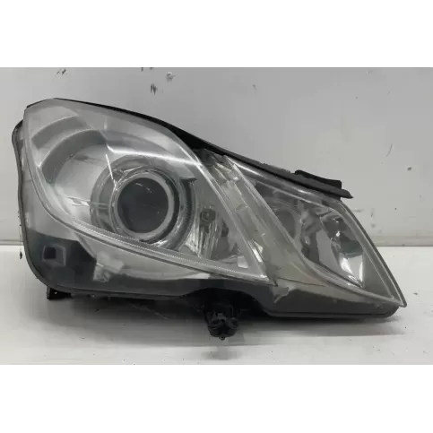 A2078200259 фара передняя Mercedes-Benz E C207 W207 2012