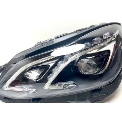 A2128200959 фара передняя Mercedes-Benz E W212 2014