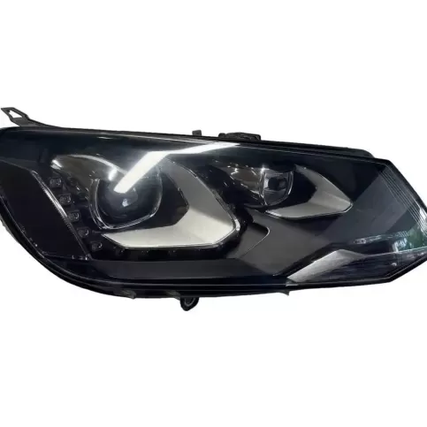 BK0941597E фара передняя Volkswagen Touareg II 2011