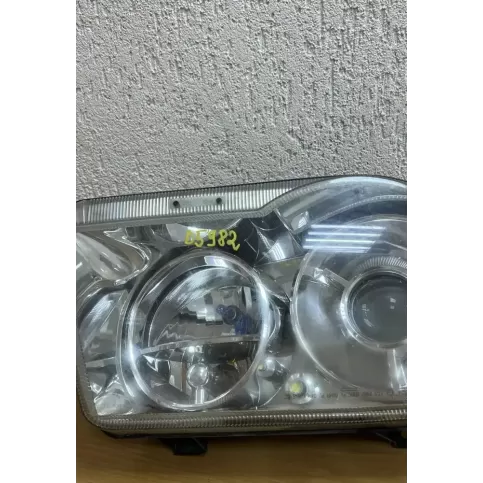 D5982 фара передняя Chrysler 300 - 300C 2005