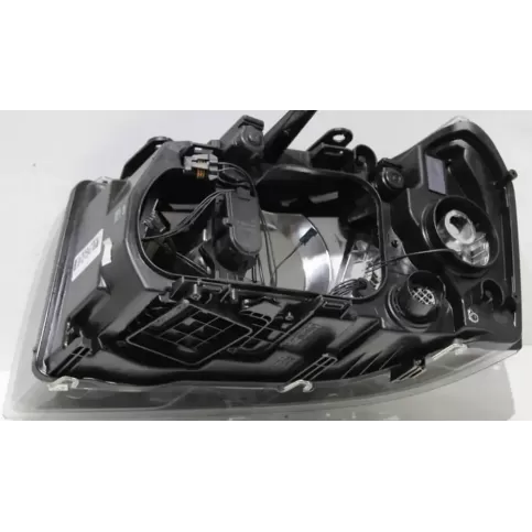 FH5213W029EA фара передняя Land Rover Freelander 2 - LR2 2012