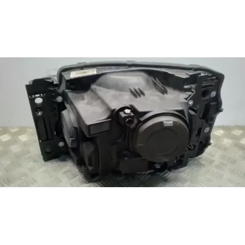 L90020948 фара передняя Land Rover Discovery 4 - LR4 2014