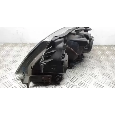 R7544R фара передняя Mitsubishi Space Runner 1999