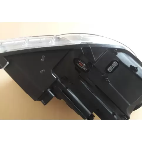 00954901000222 фара передняя Volkswagen Tiguan 2009