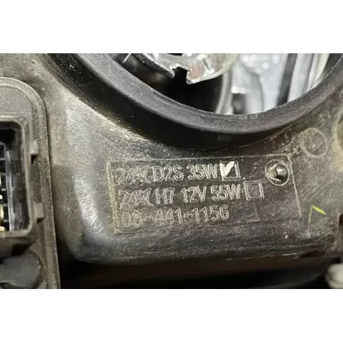 02026801 фара передняя Volkswagen PASSAT B5 2000