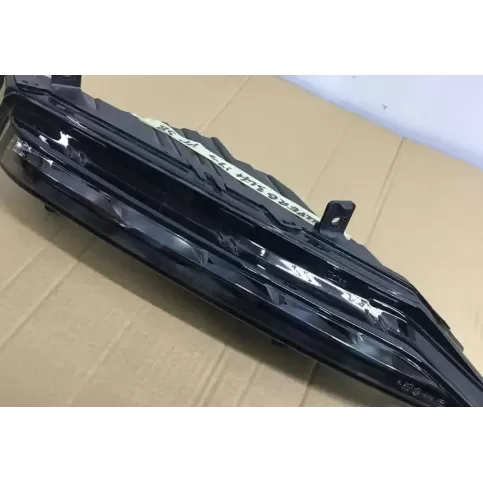 02052022 фара передняя Skoda Superb B8 (3V) 2019