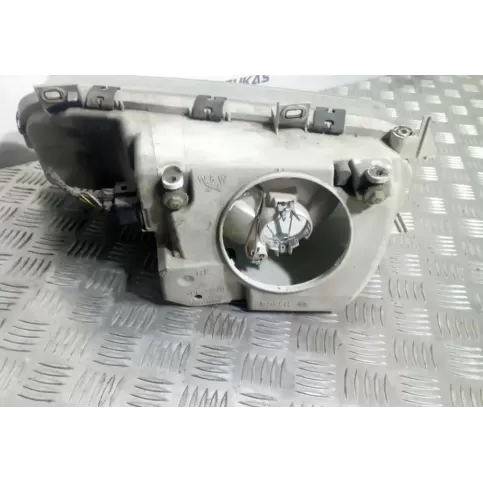 0301048302 фара передняя Seat Alhambra (Mk1) 1999