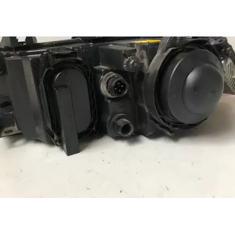 0301087253 фара передняя BMW 7 E38 1998