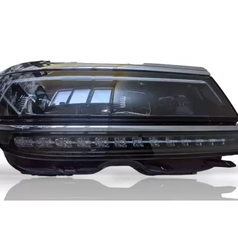 0301101236 фара передня Volkswagen Tiguan 2020